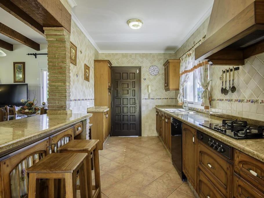 Alcam El Cortijo Villa Естепона Екстериор снимка